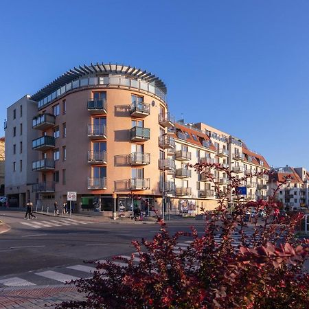 Sunny Apartment In Modrany By Prague Days Экстерьер фото